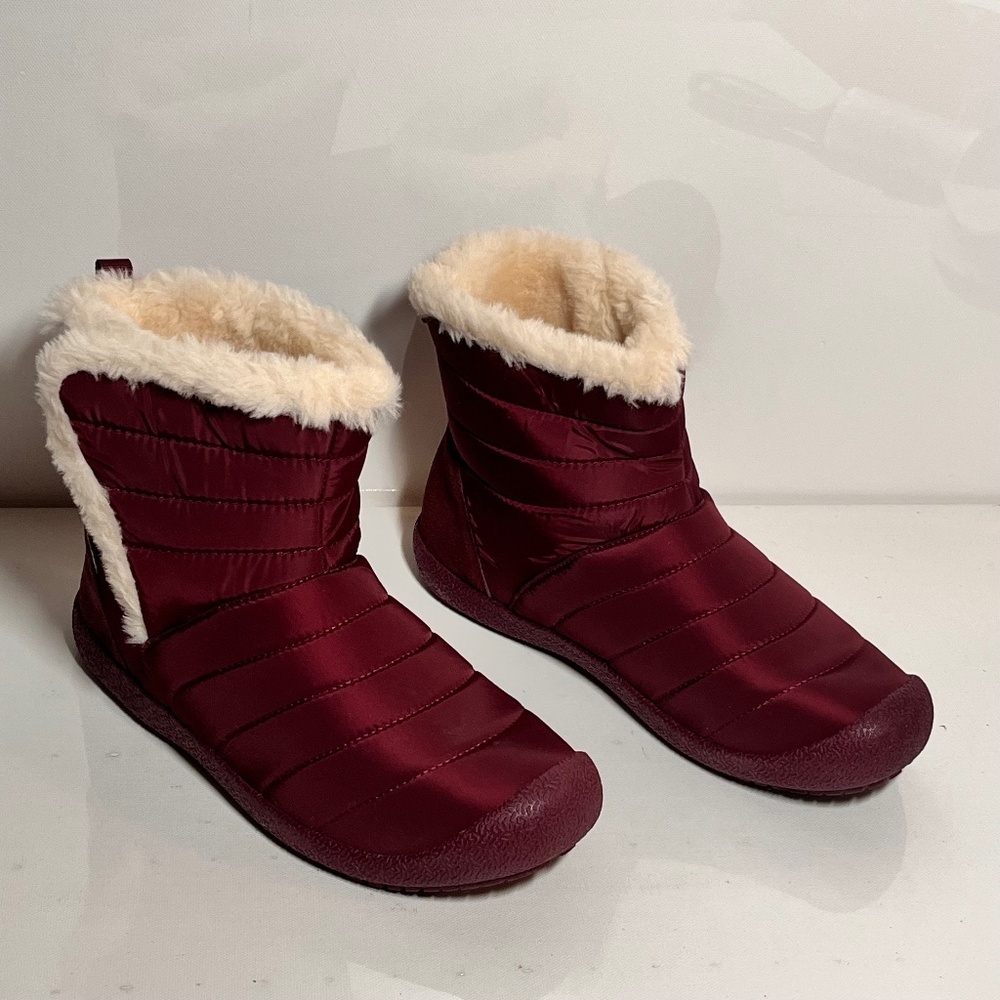 Lamo Alina Water Resistant Memory Foam Puffer Boots